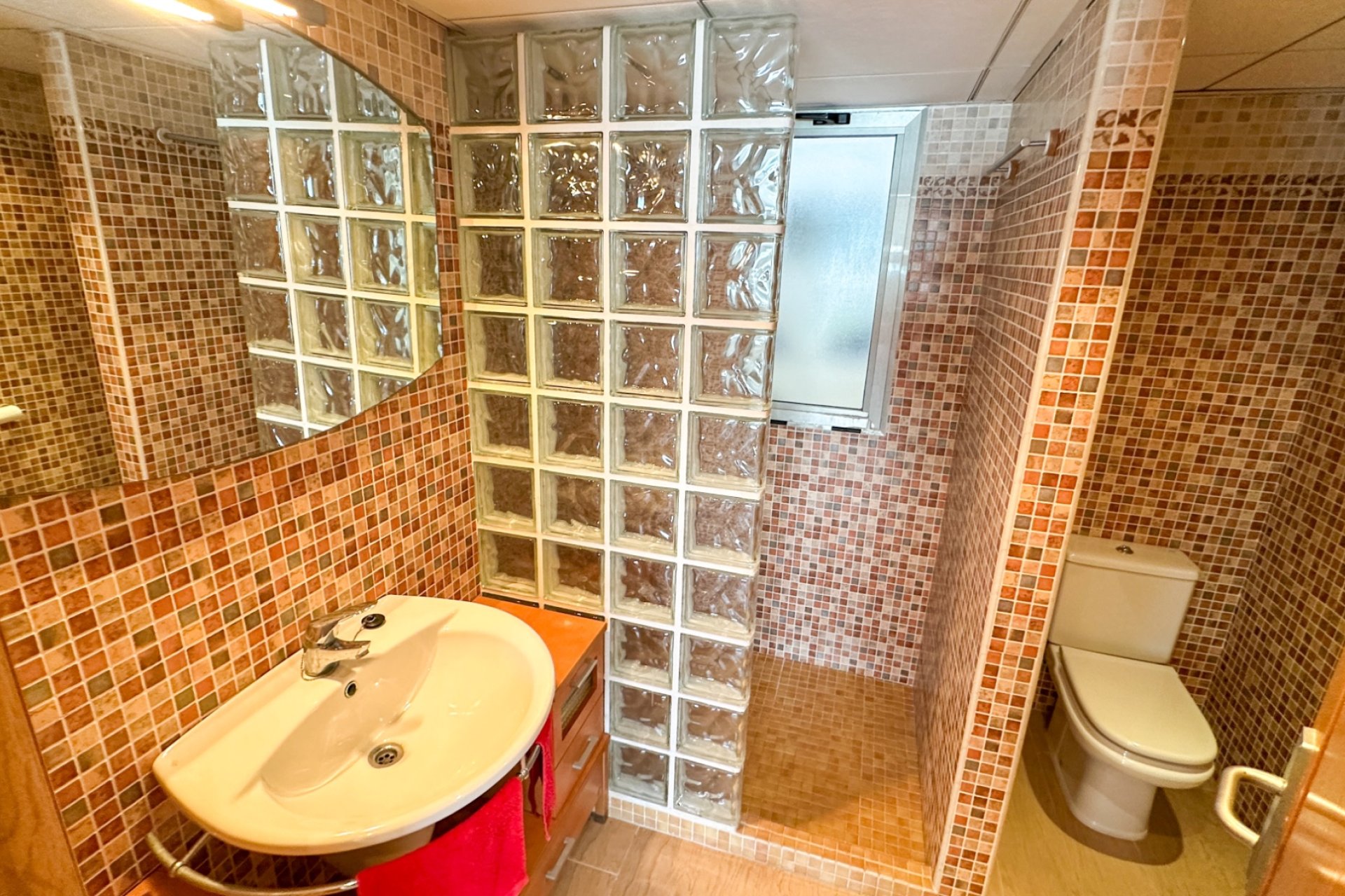 Resale - Apartment / flat - Torrevieja - Playa de los Locos