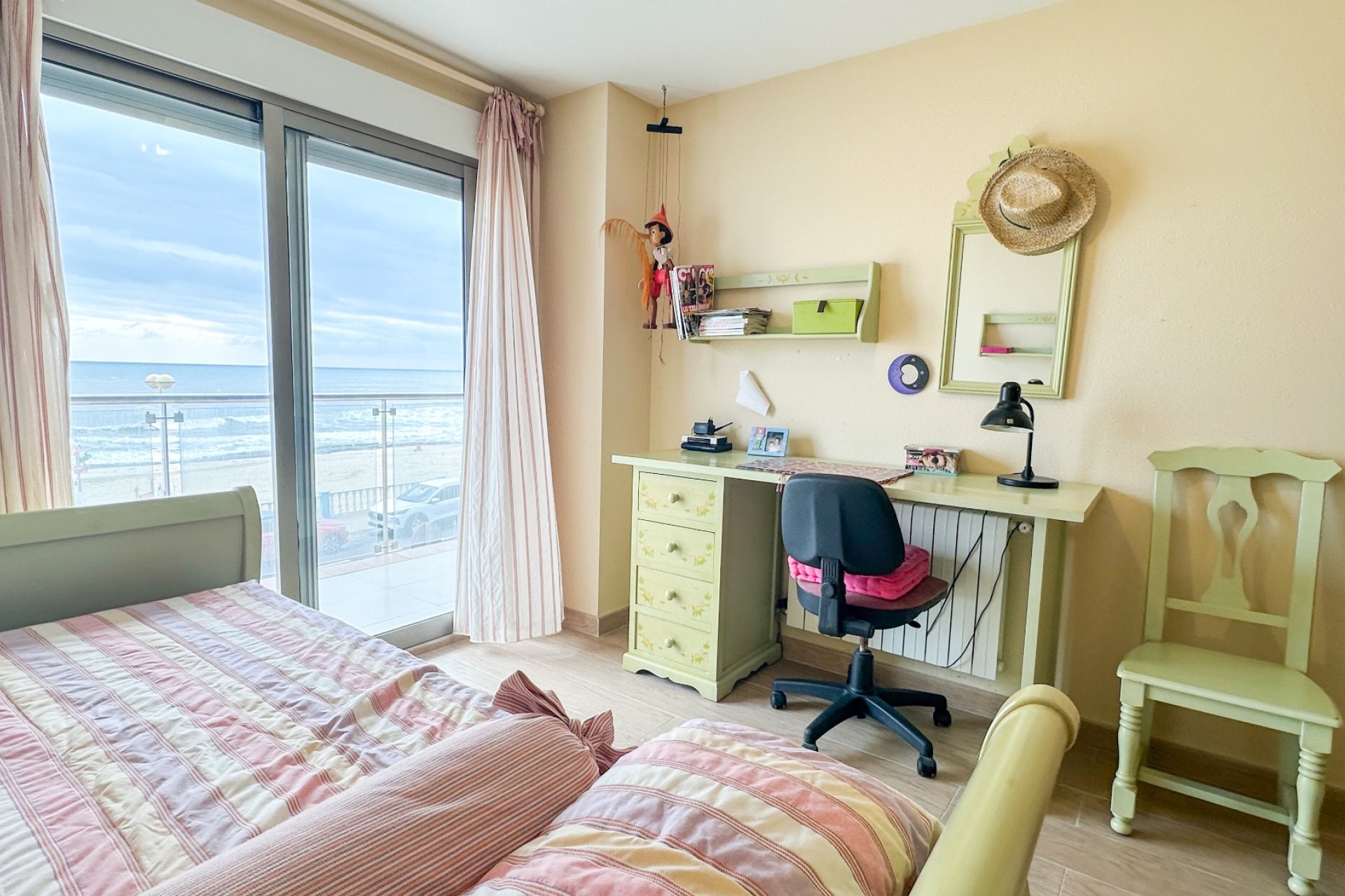 Resale - Apartment / flat - Torrevieja - Playa de los Locos
