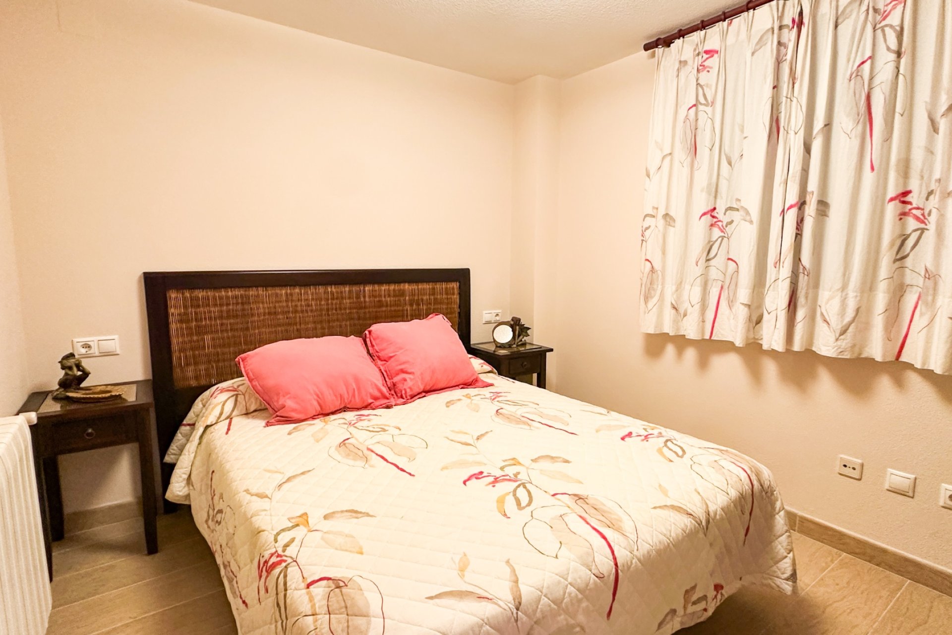 Resale - Apartment / flat - Torrevieja - Playa de los Locos