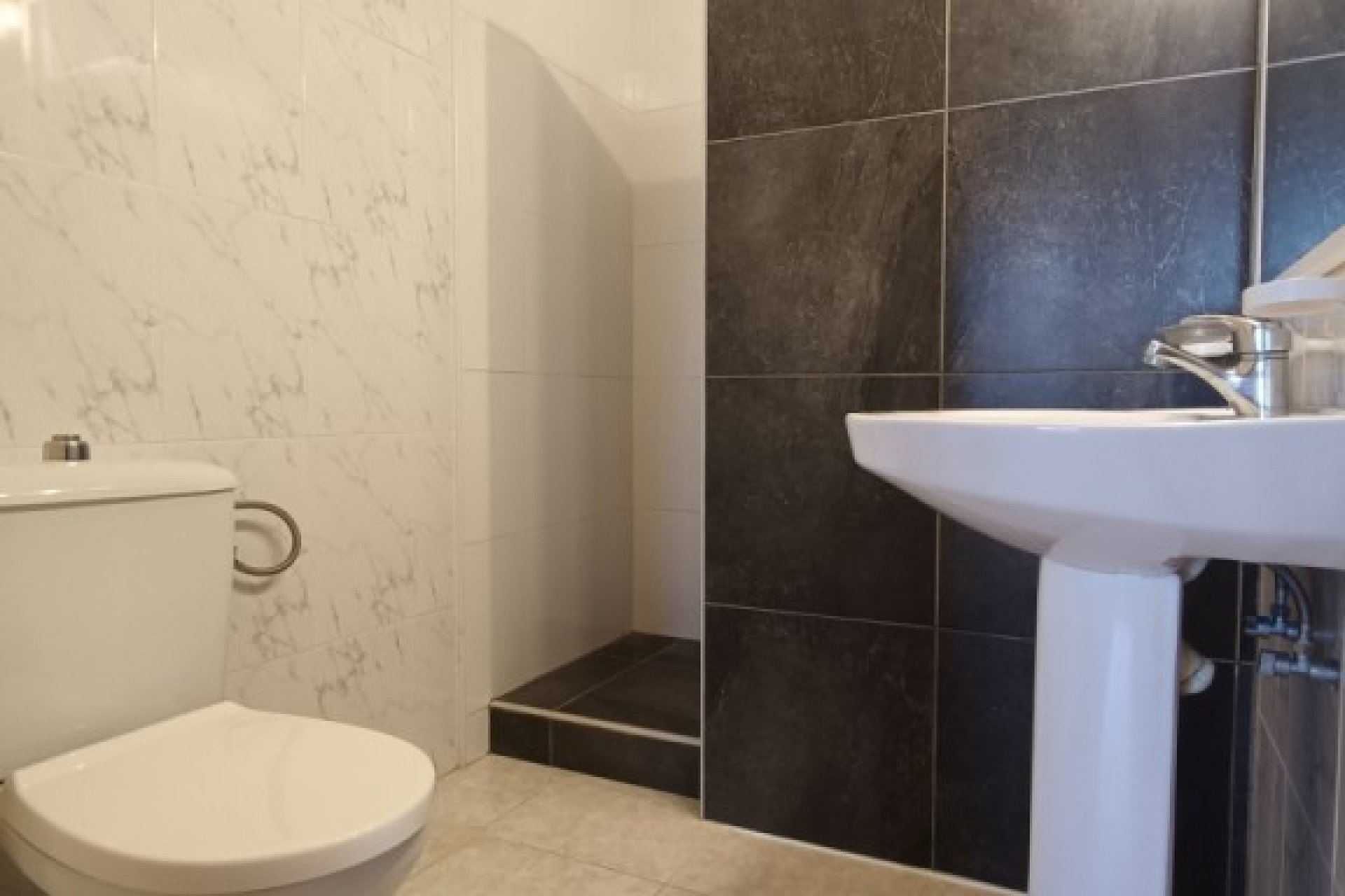 Resale - Apartment - La Mata