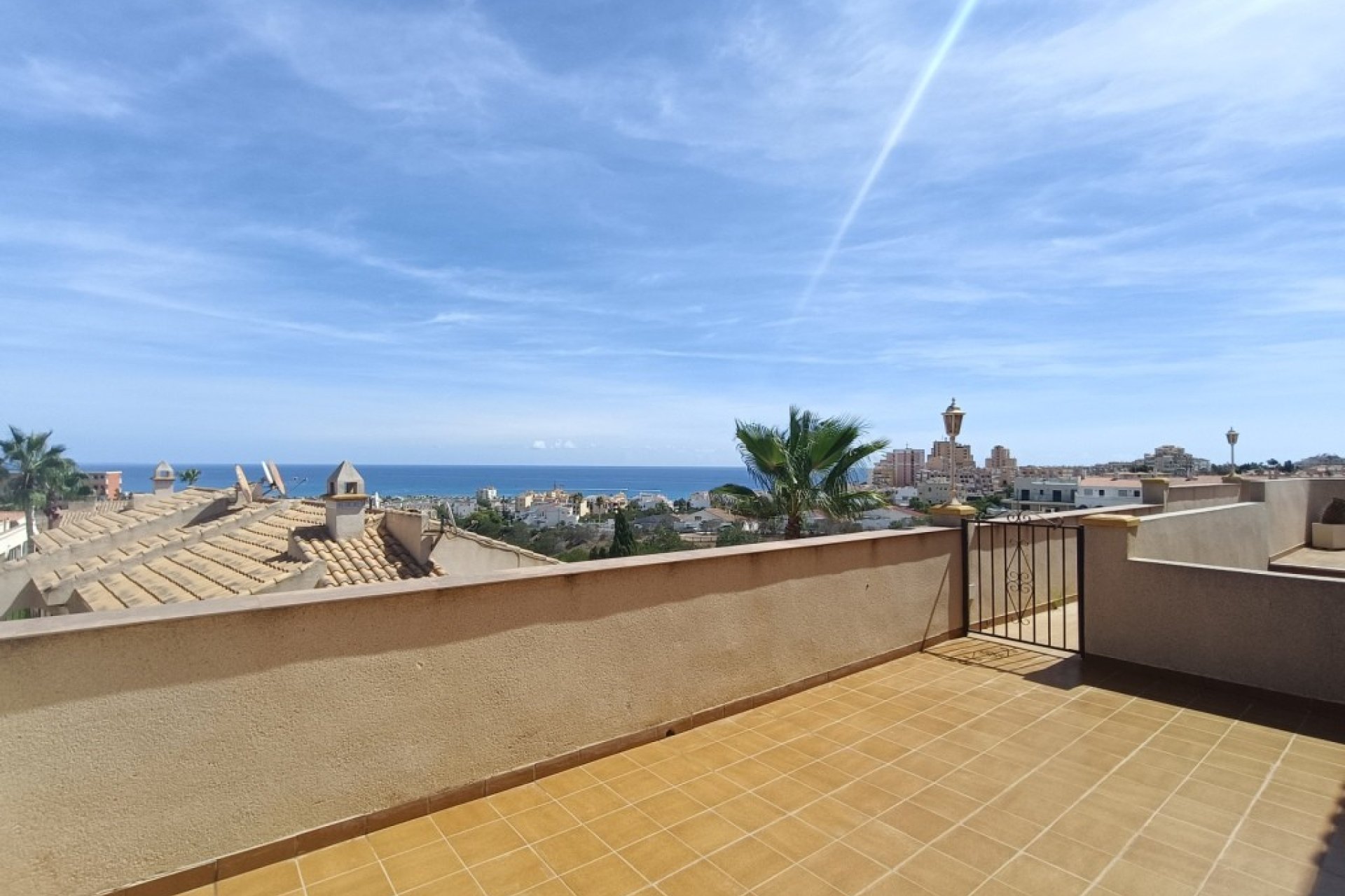 Resale - Apartment - La Mata