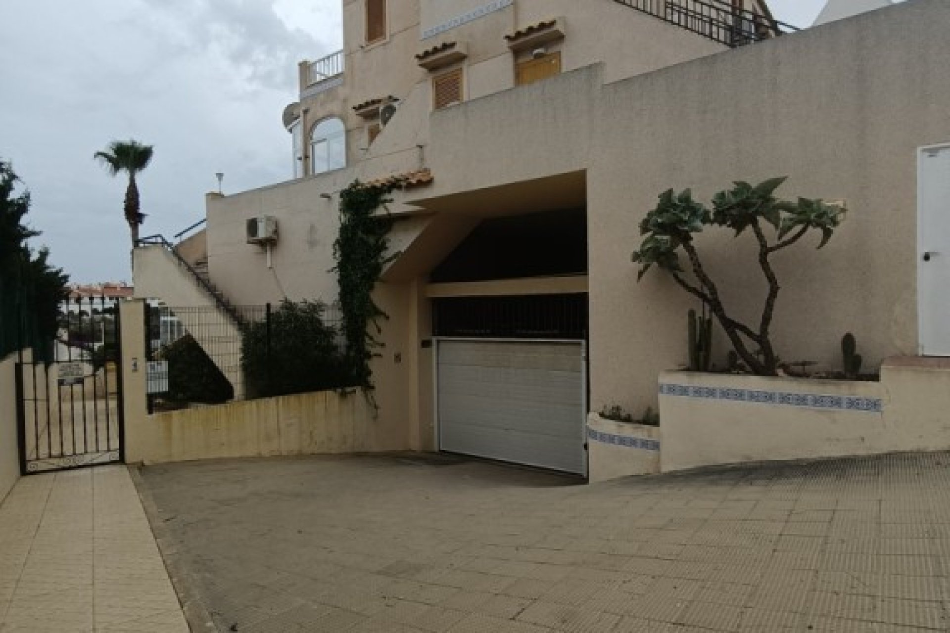 Resale - Apartment - La Mata