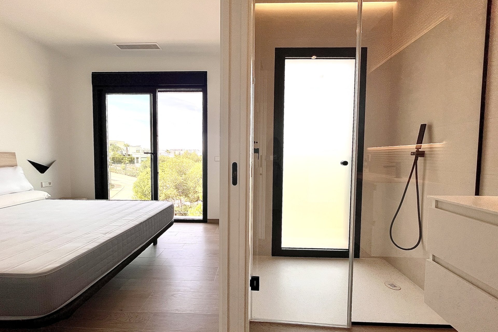 Resale - Apartment - Las Colinas Golf - Las Colinas Golf Resort