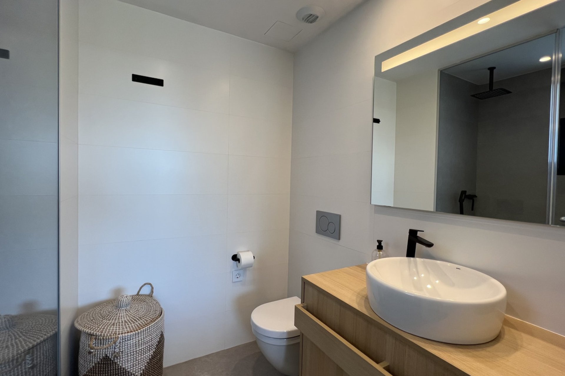 Resale - Apartment - Las Colinas Golf - Las Colinas Golf Resort