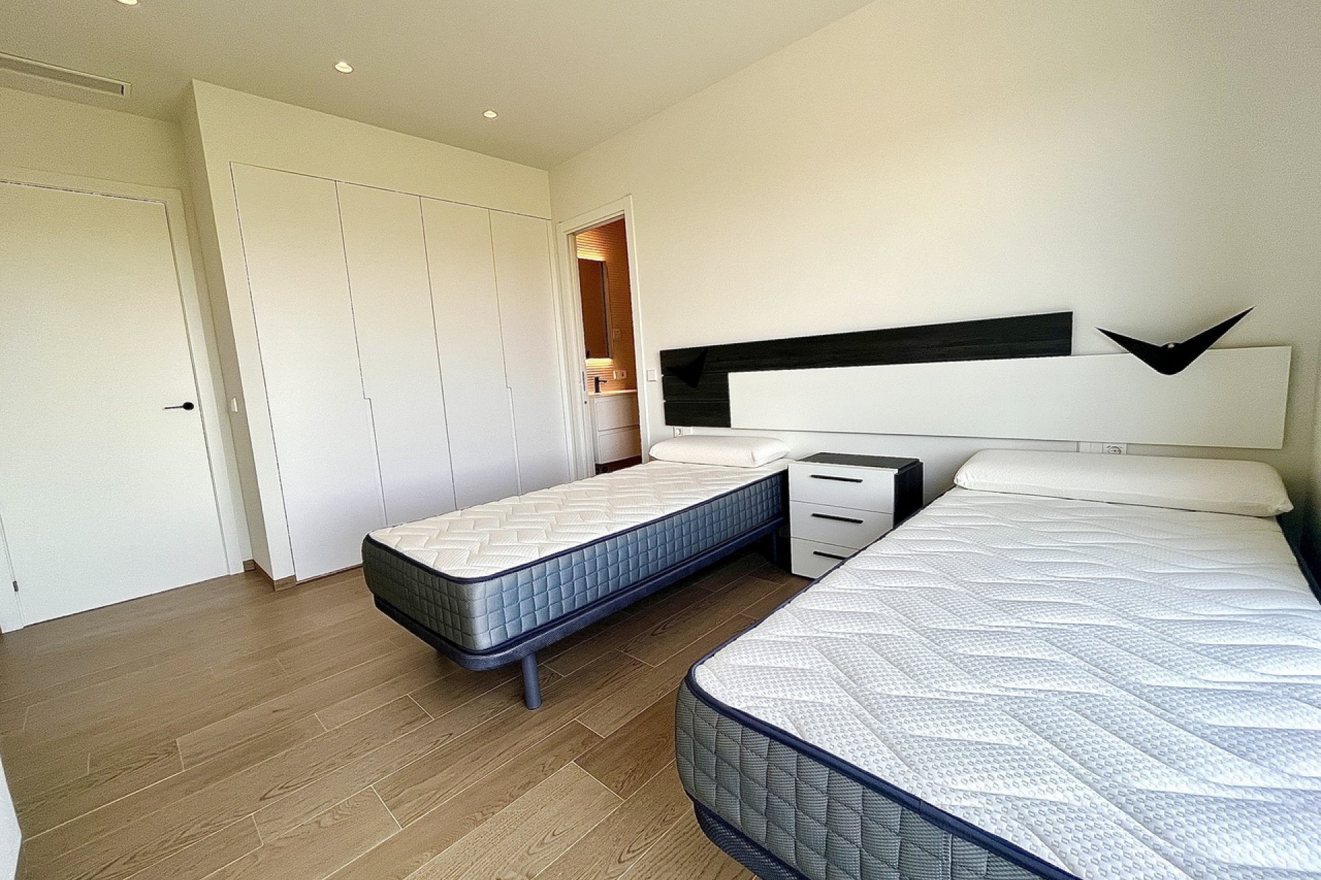 Resale - Apartment - Las Colinas Golf - Las Colinas Golf Resort