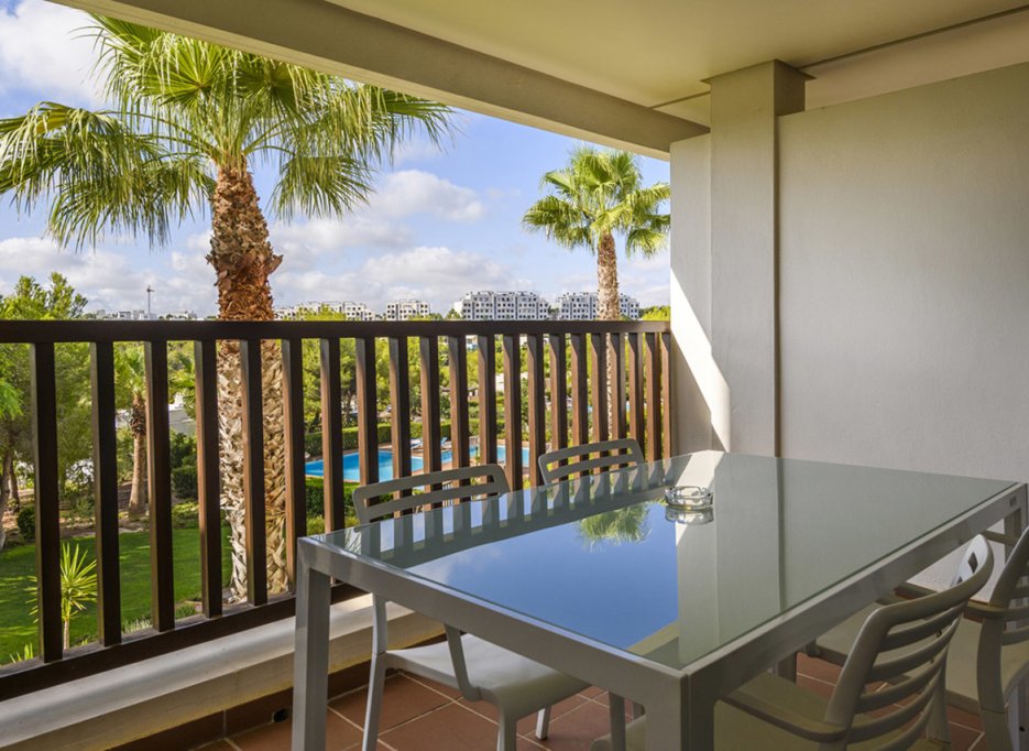 Resale - Apartment - Las Colinas Golf Resort