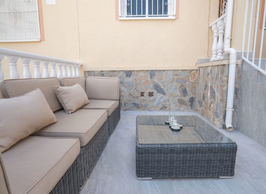 Resale - Apartment - Orihuela Costa - La Florida