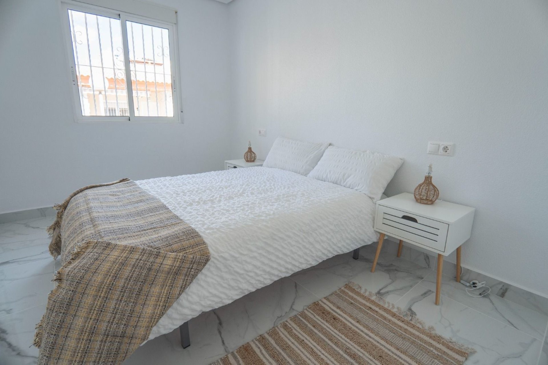 Resale - Apartment - Orihuela Costa - La Florida