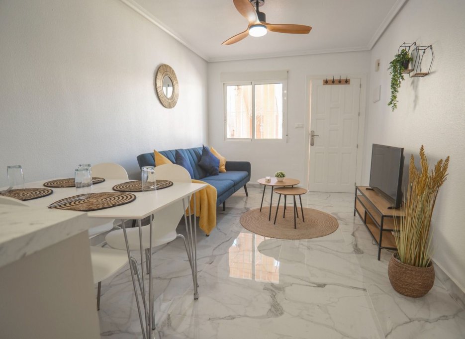 Resale - Apartment - Orihuela Costa - La Florida