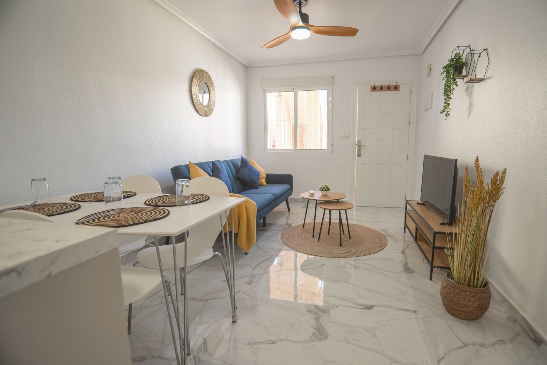 Resale - Apartment - Orihuela Costa - La Florida