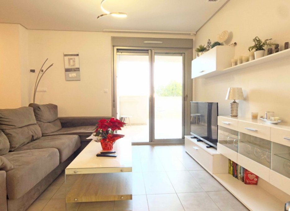 Resale - Apartment - Orihuela Costa - Los Dolses