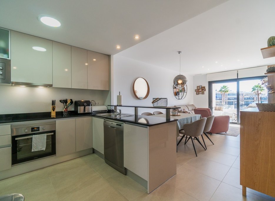 Resale - Apartment - Orihuela Costa - Playa Flamenca