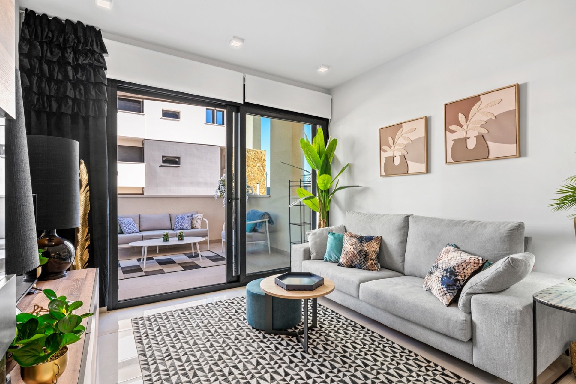 Resale - Apartment - Orihuela Costa - Playa Flamenca