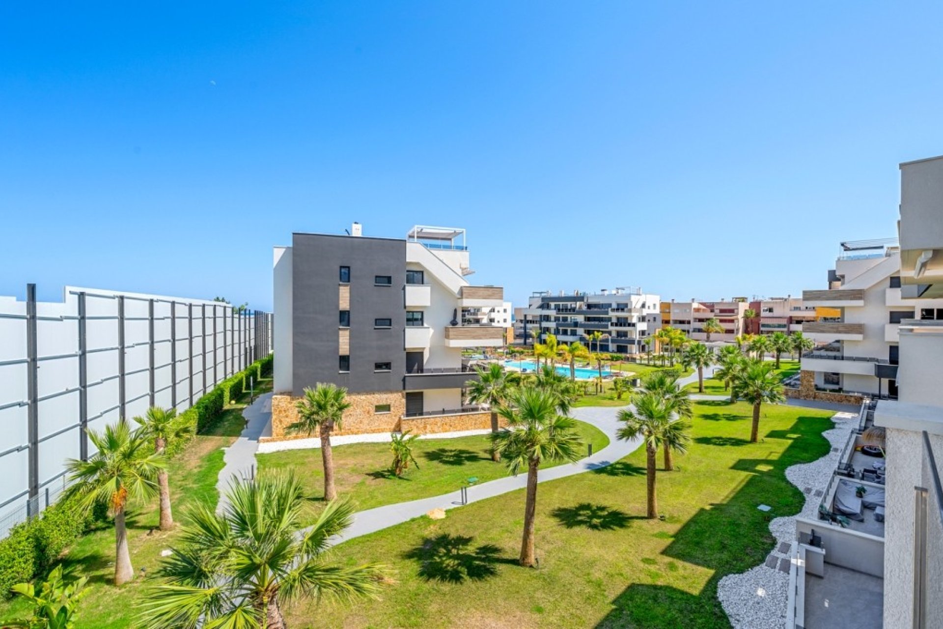 Resale - Apartment - Orihuela Costa