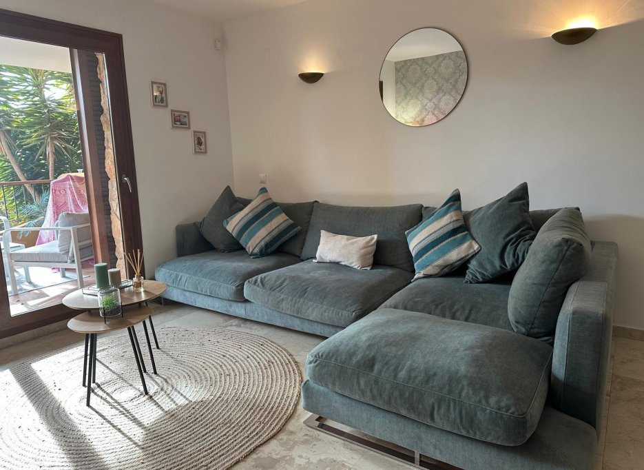 Resale - Apartment - Punta Prima