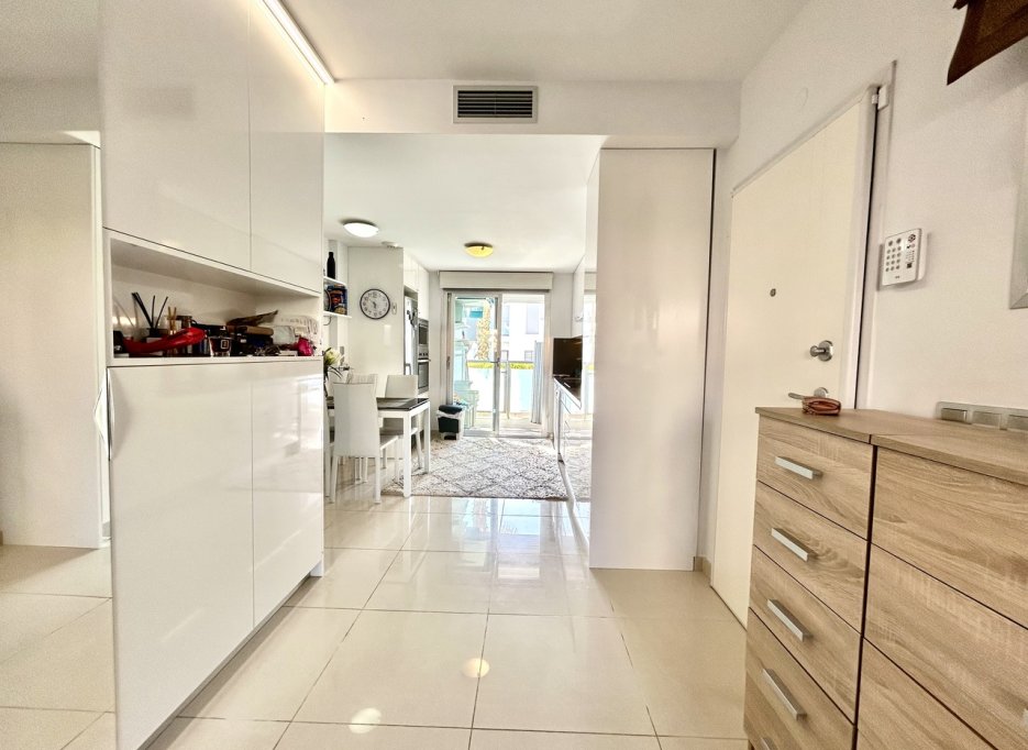 Resale - Apartment - Punta Prima