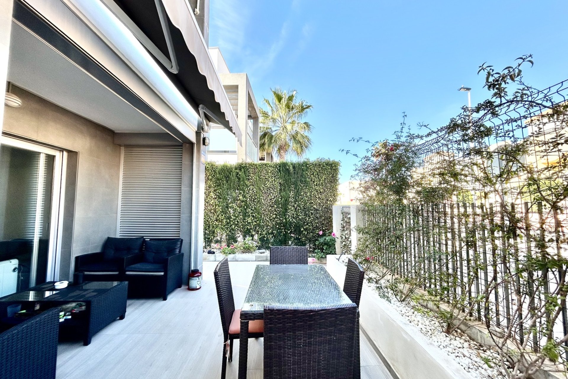 Resale - Apartment - Punta Prima