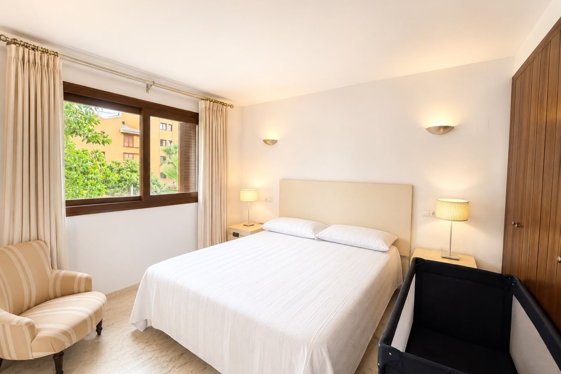 Resale - Apartment - Punta Prima