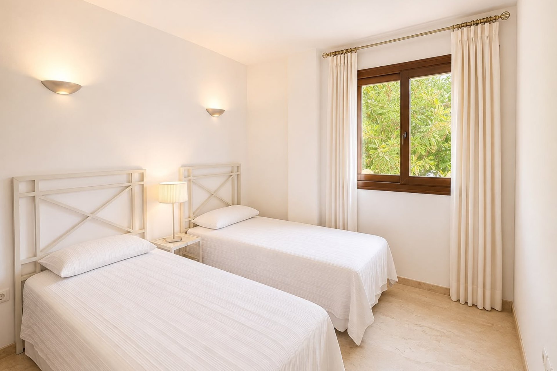 Resale - Apartment - Punta Prima
