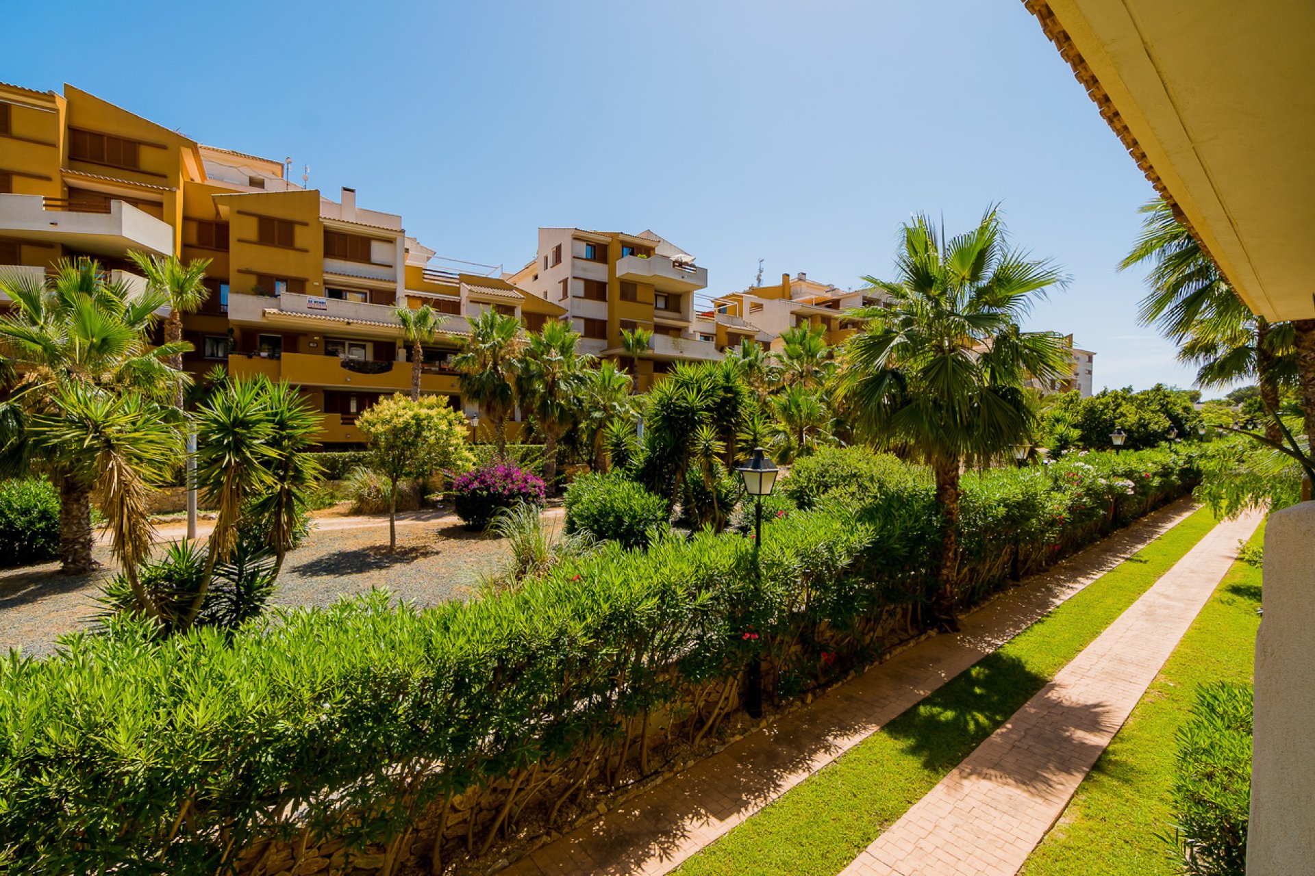 Resale - Apartment - Punta Prima