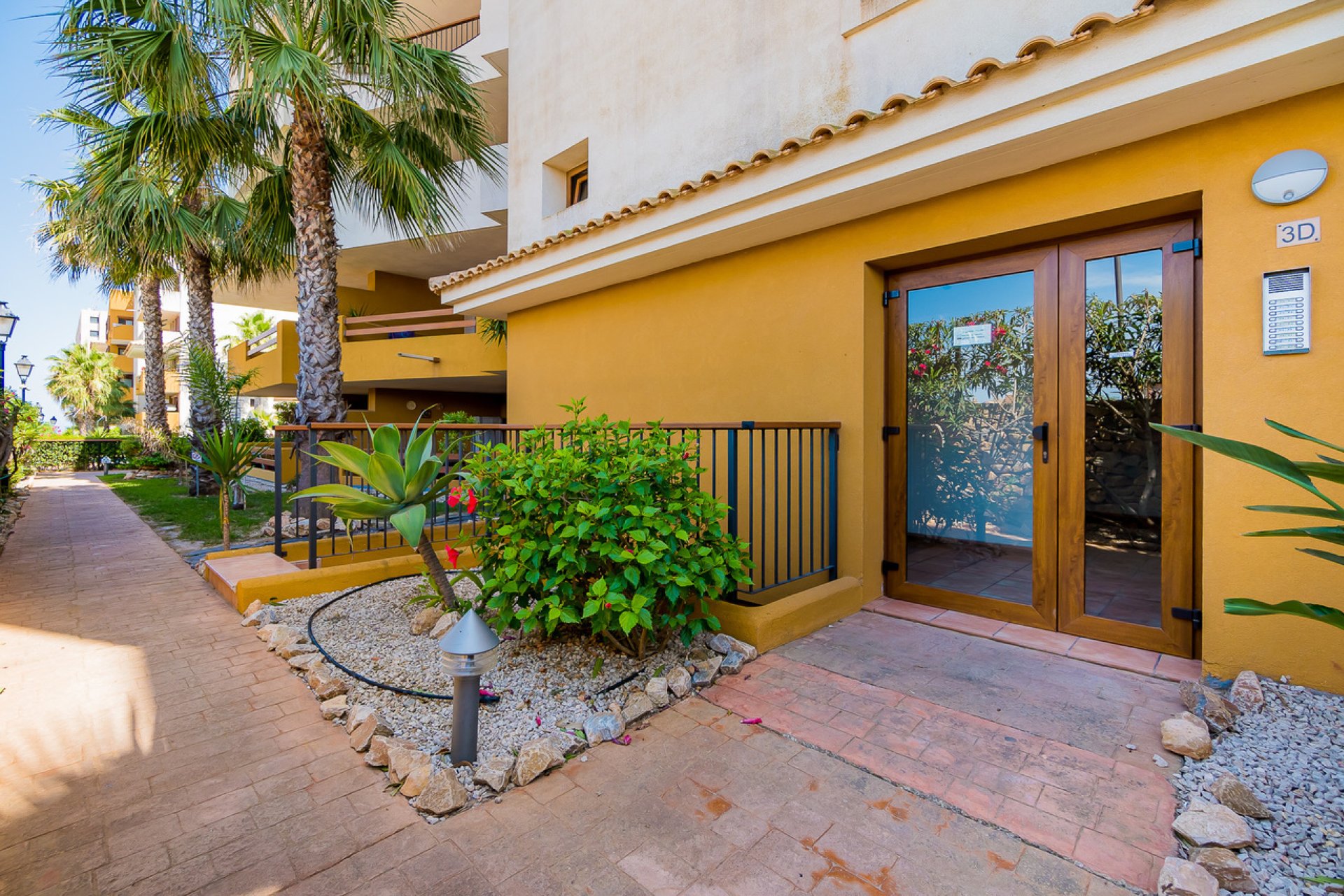 Resale - Apartment - Punta Prima