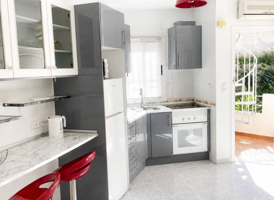 Resale - Apartment - San Miguel de Salinas
