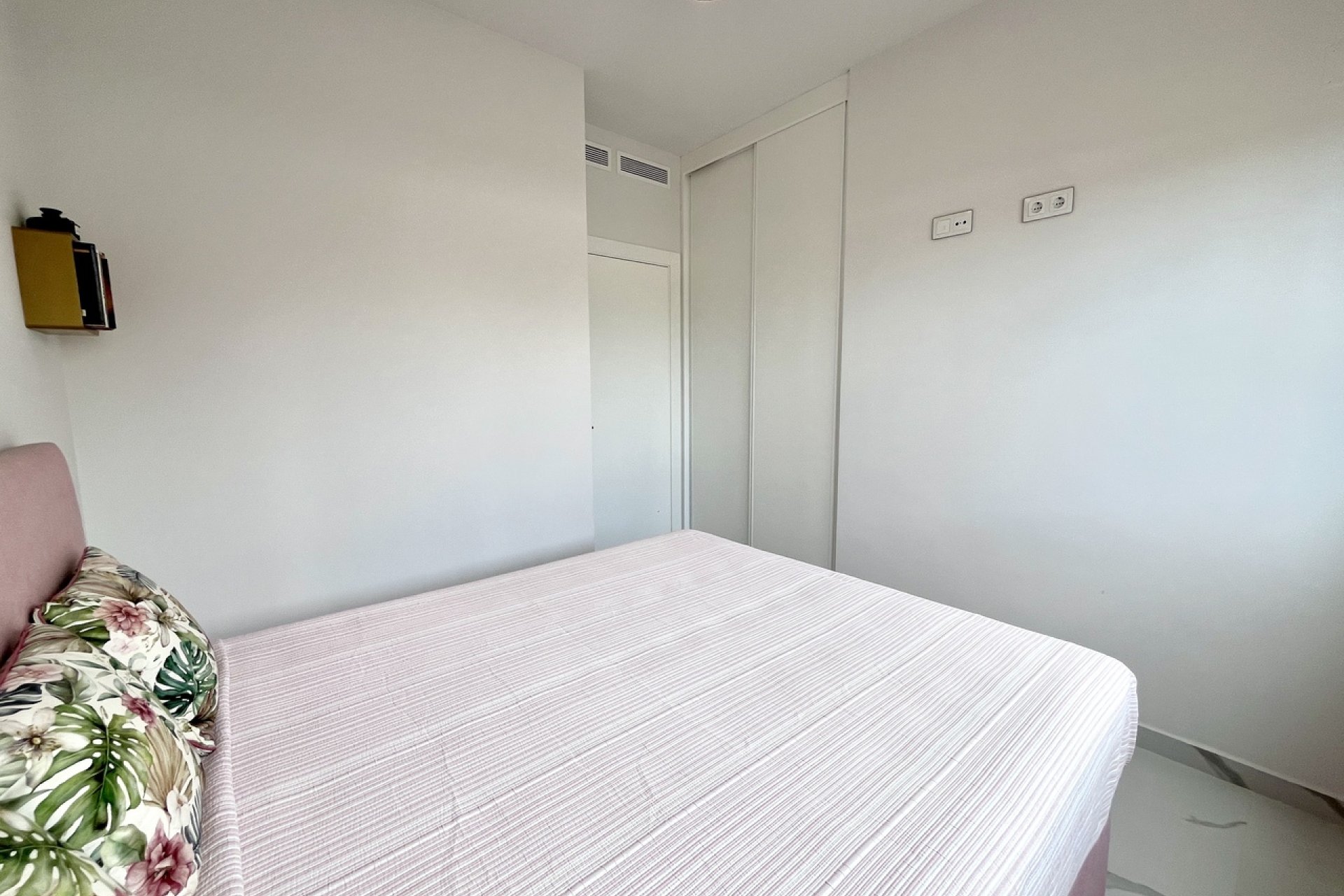 Resale - Apartment - San Miguel de Salinas
