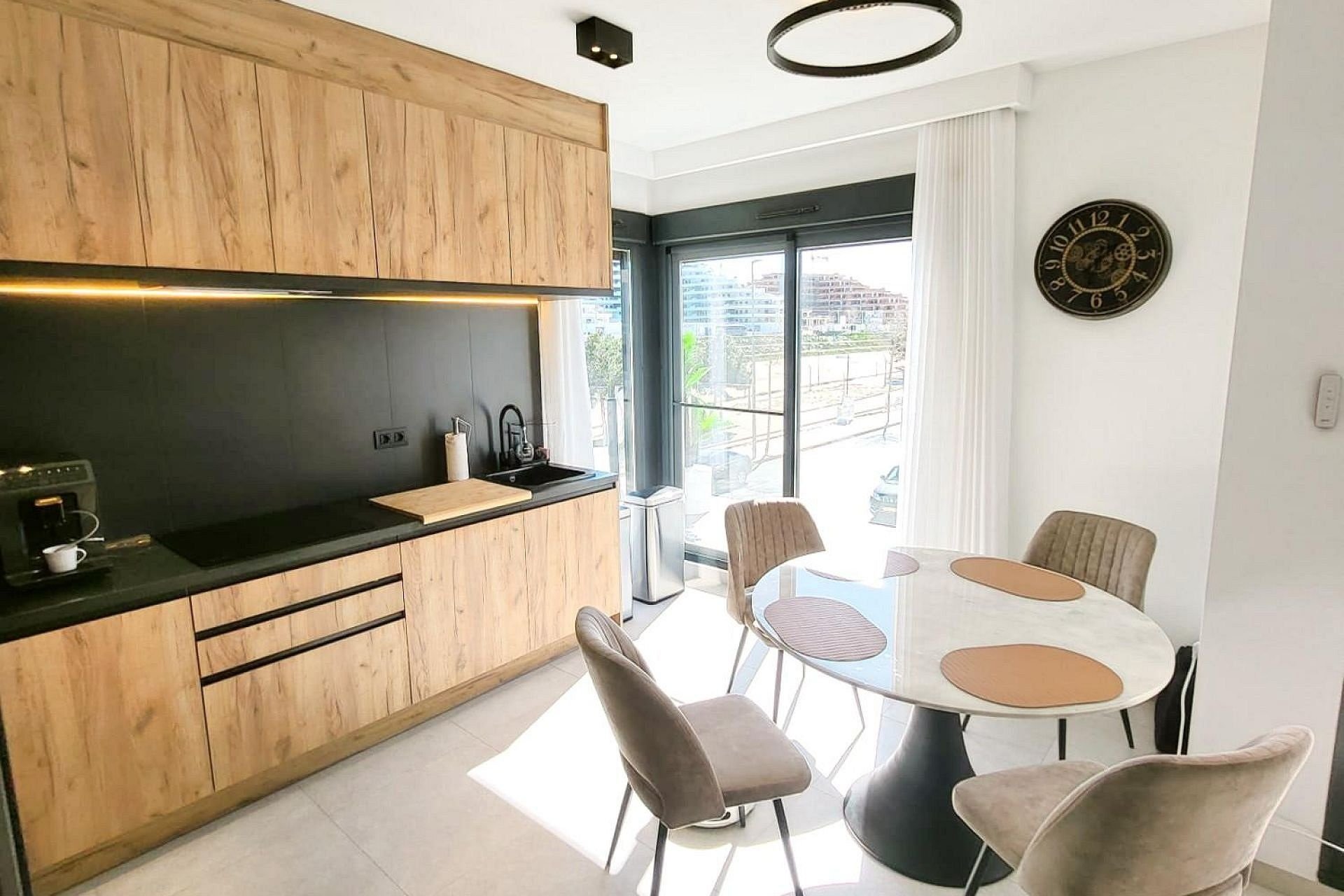 Resale - Apartment - San Miguel de Salinas