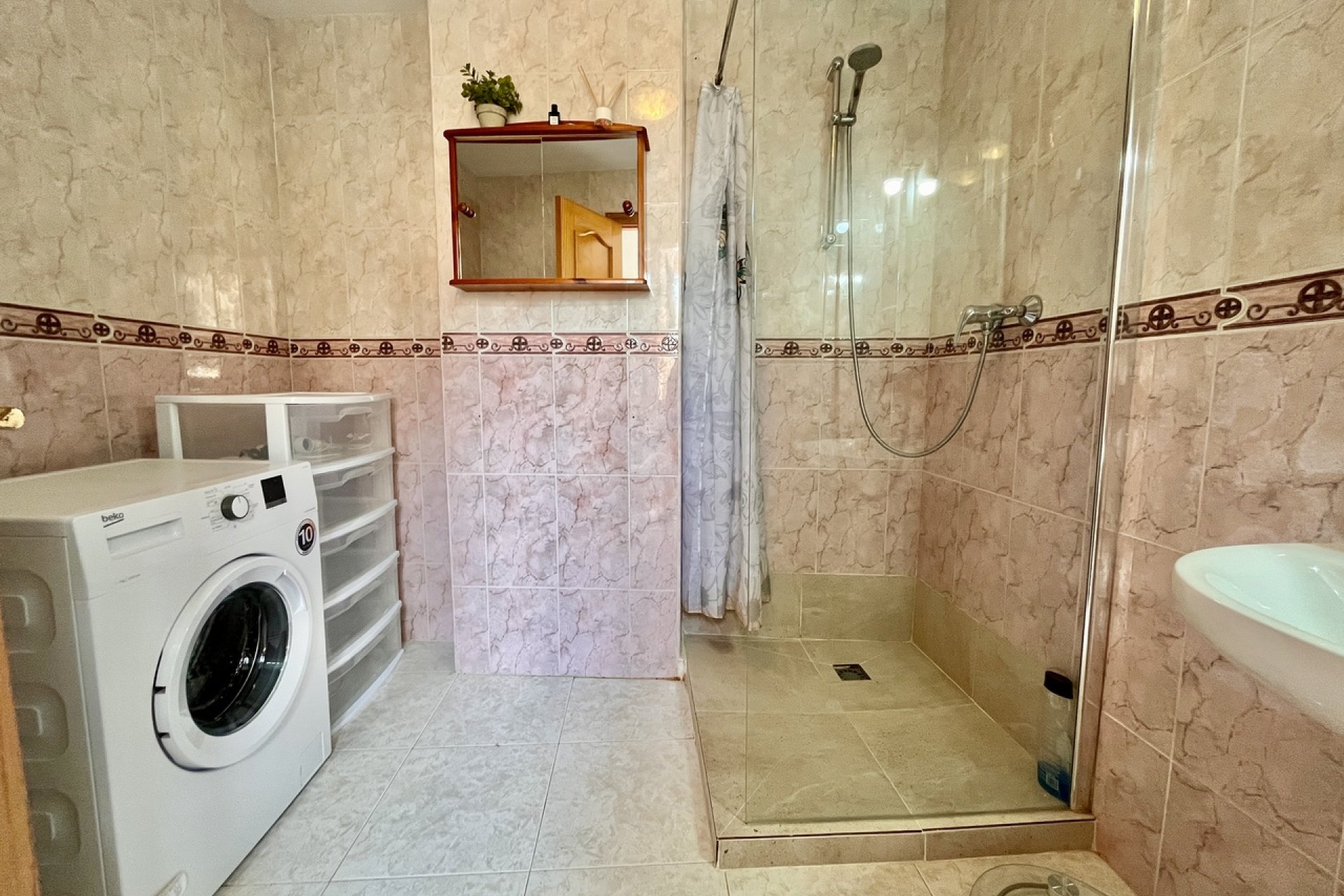 Resale - Apartment - San Miguel de Salinas