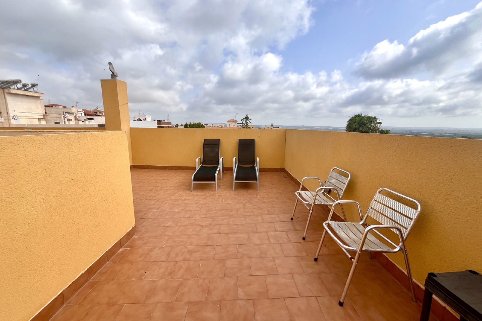 Resale - Apartment - San Miguel de Salinas