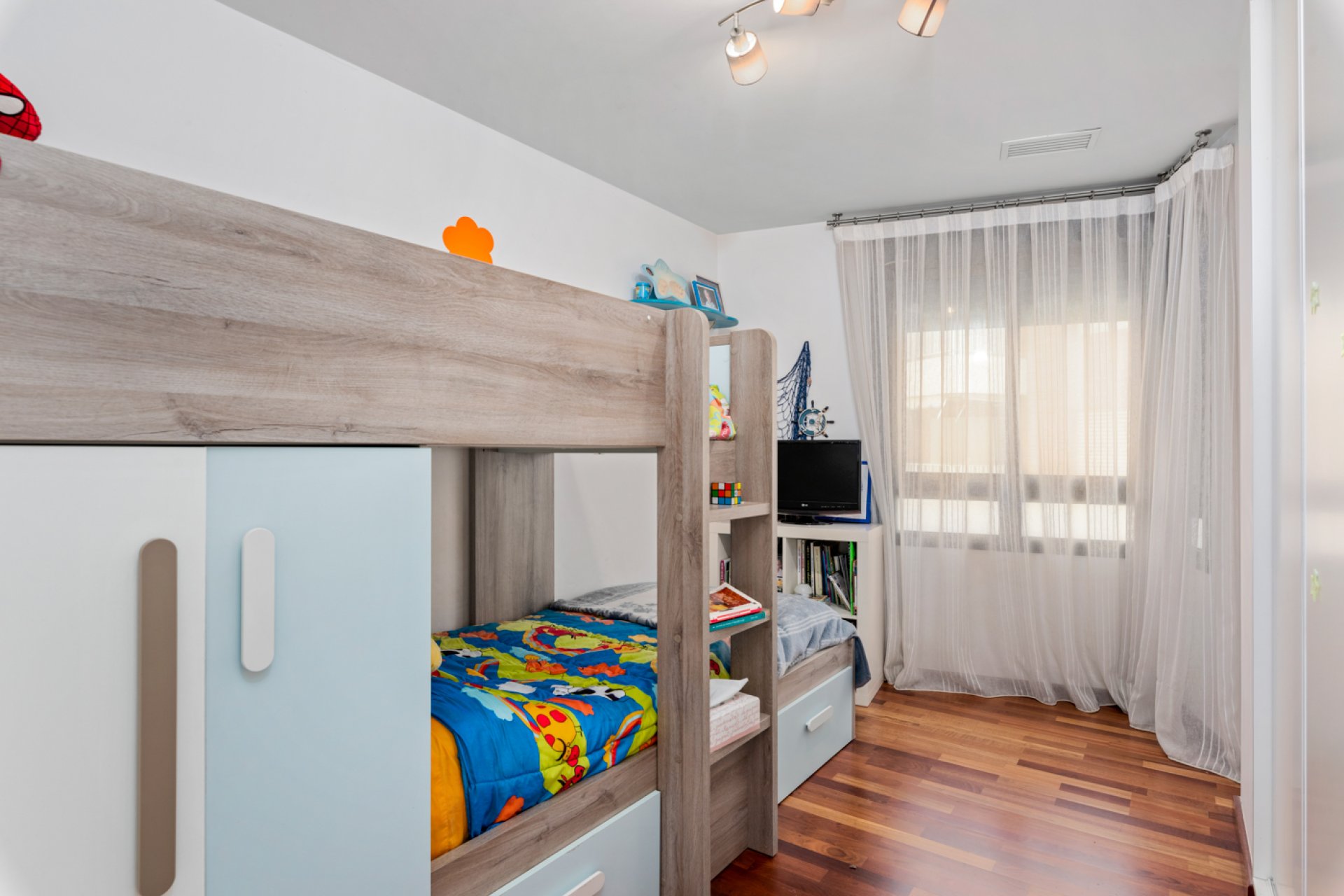 Resale - Apartment - Torrevieja - Playa de los Locos