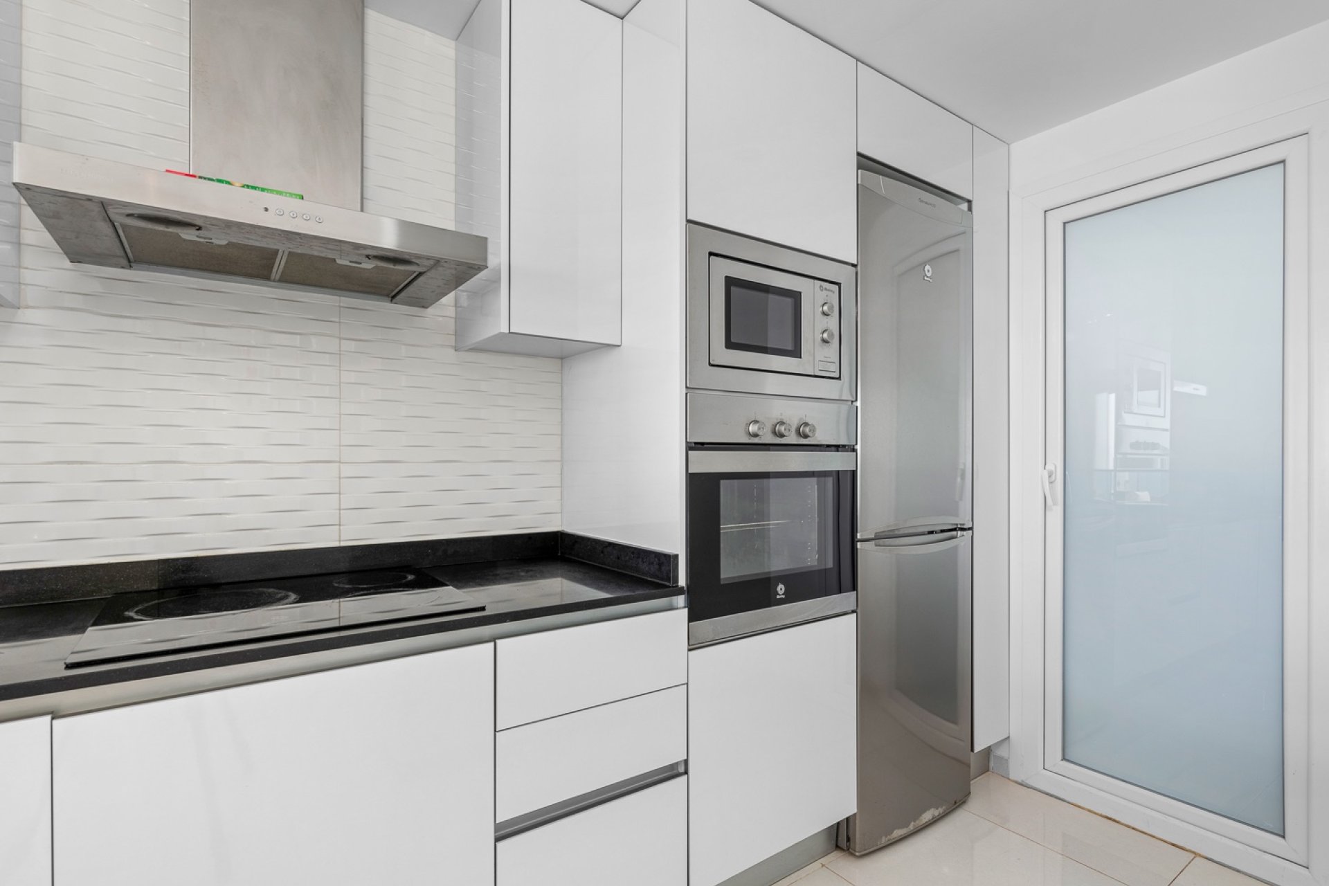 Resale - Apartment - Torrevieja - Punta Prima