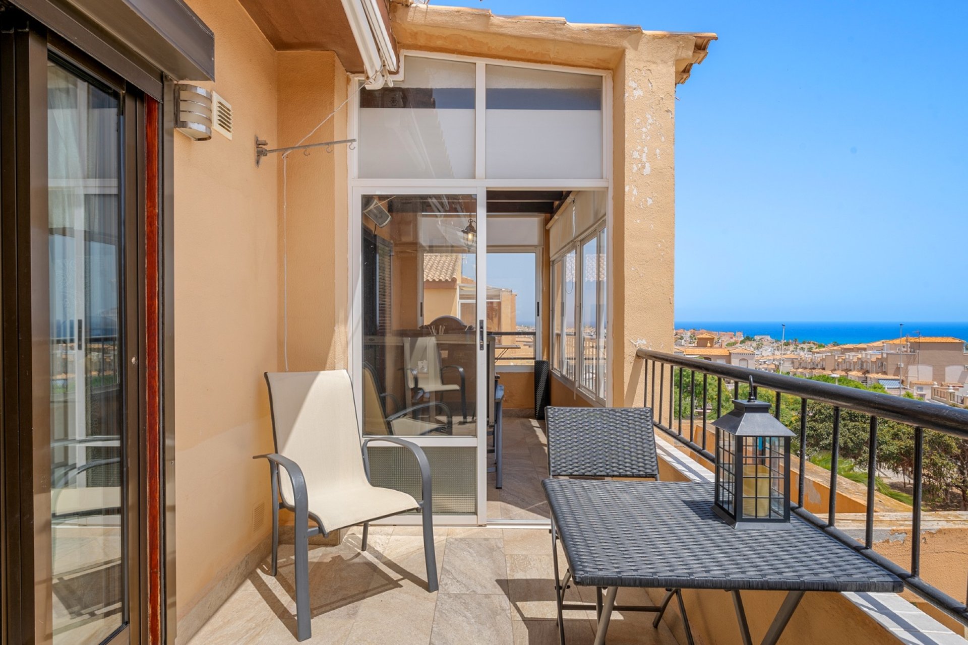Resale - Apartment - Torrevieja - Torrevieja - Aguas Nuevas