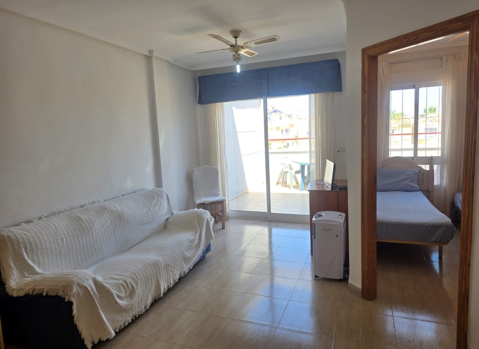 Resale - Apartment - Villamartín - El Galan