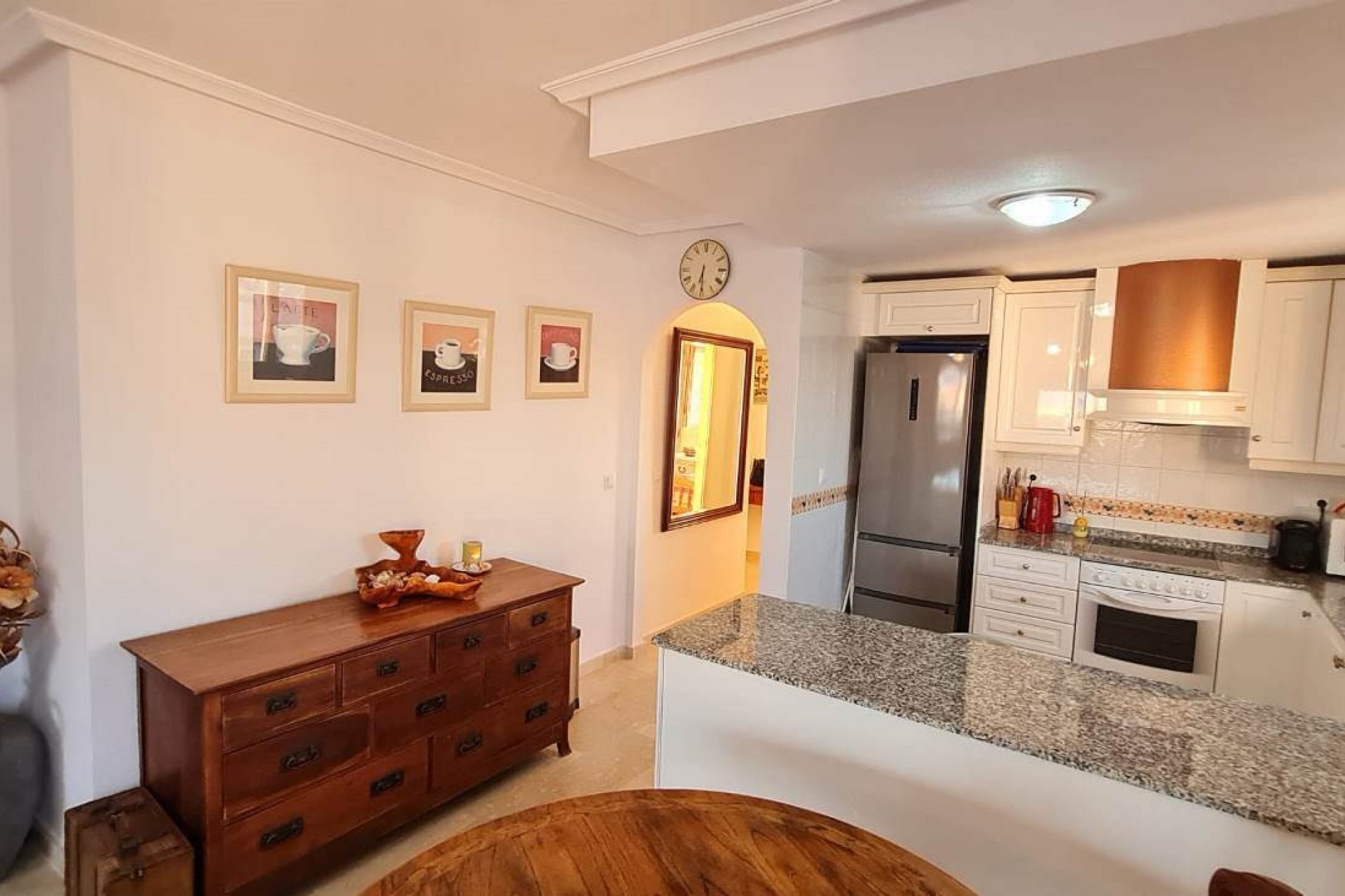 Resale - Apartment - Villamartín - PAU 8