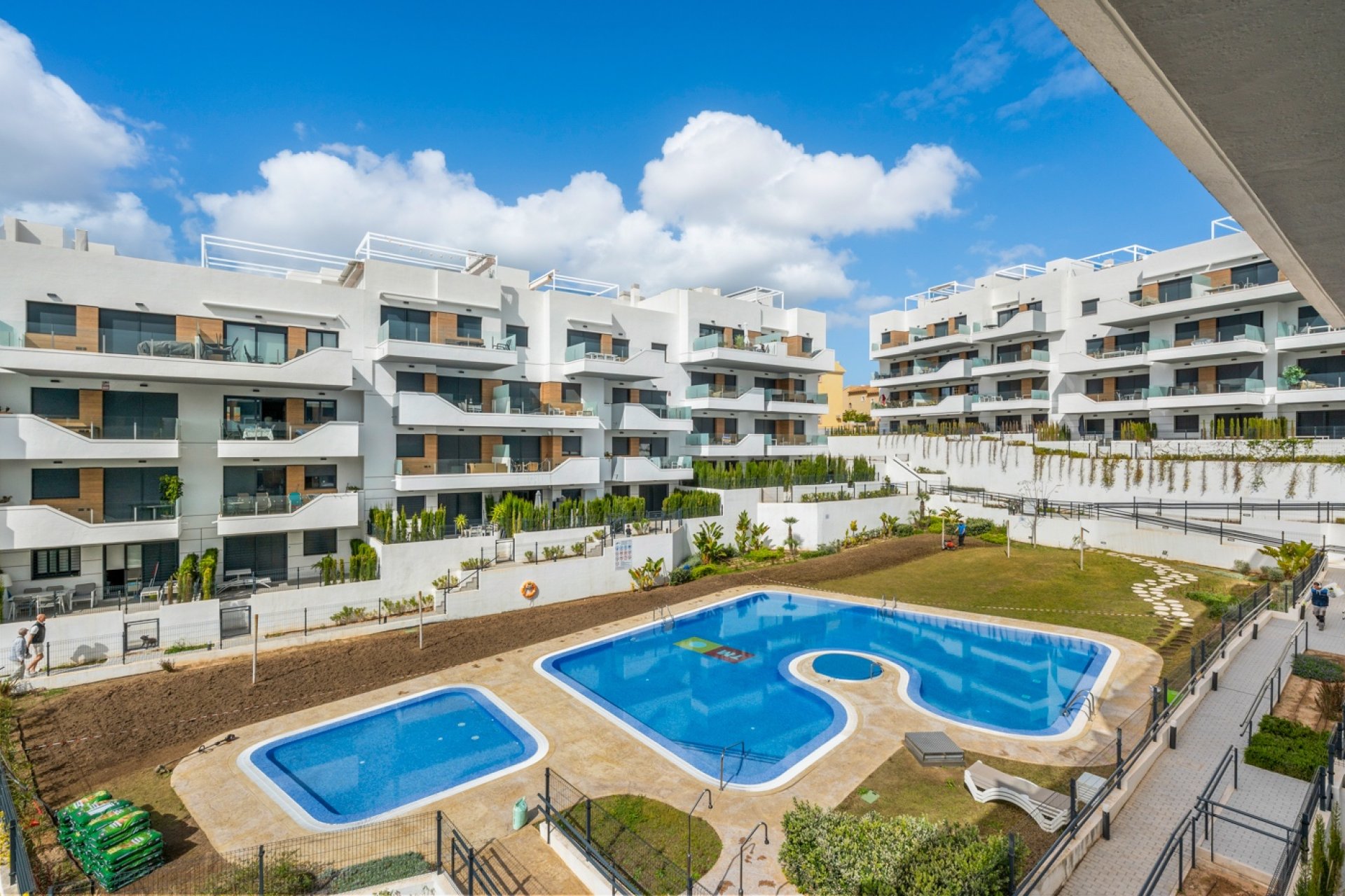Resale - Apartment - Villamartín