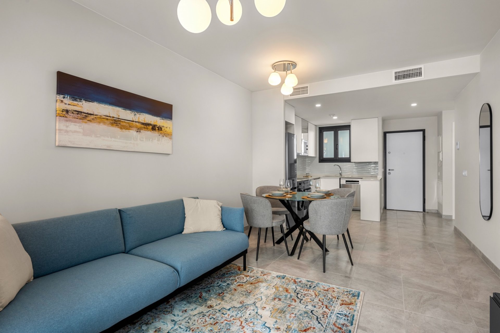 Resale - Apartment - Villamartín