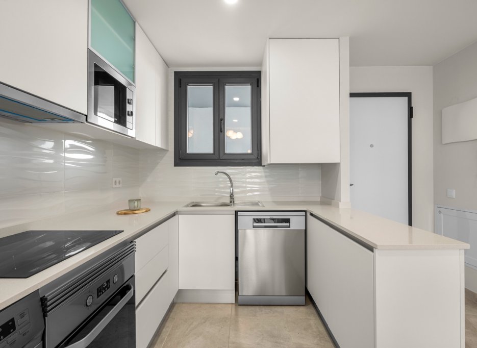 Resale - Apartment - Villamartín