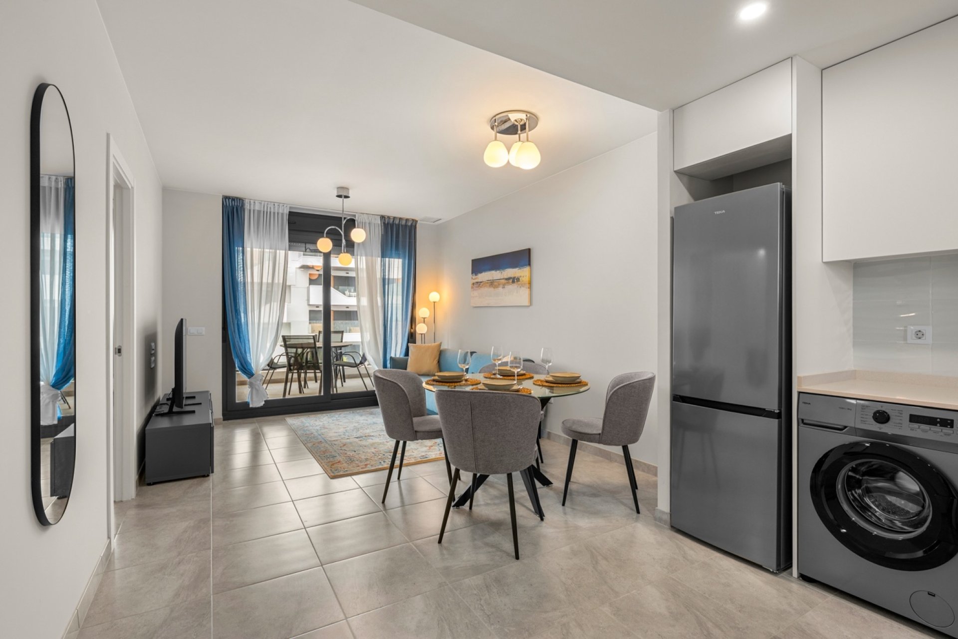 Resale - Apartment - Villamartín