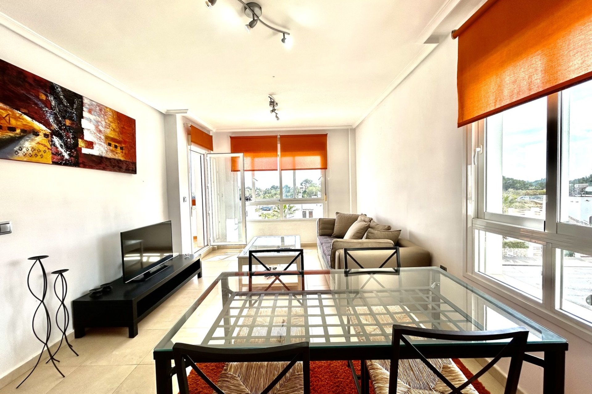 Resale - Apartment - Villamartín