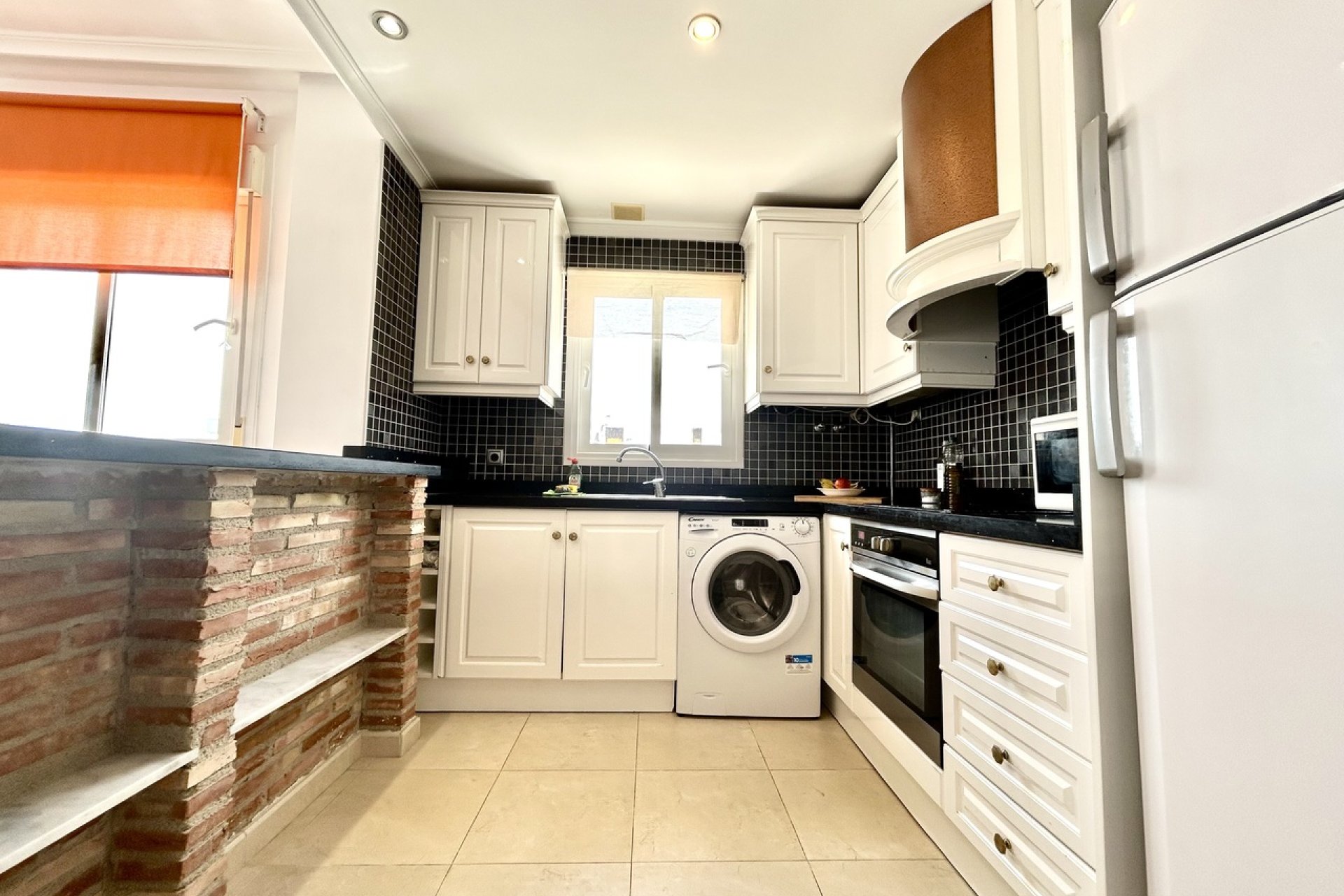 Resale - Apartment - Villamartín