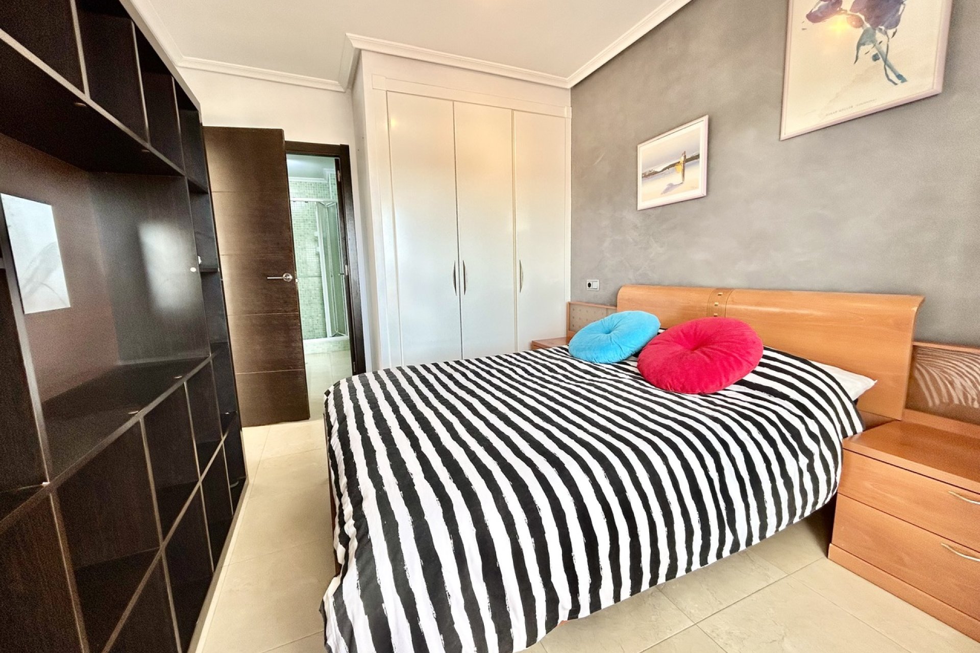 Resale - Apartment - Villamartín