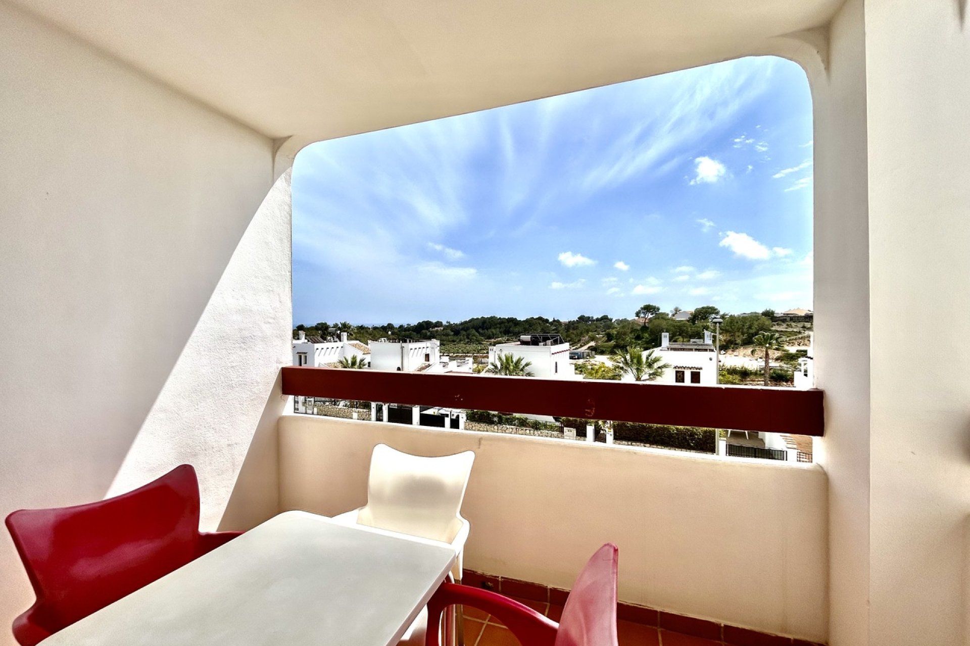 Resale - Apartment - Villamartín