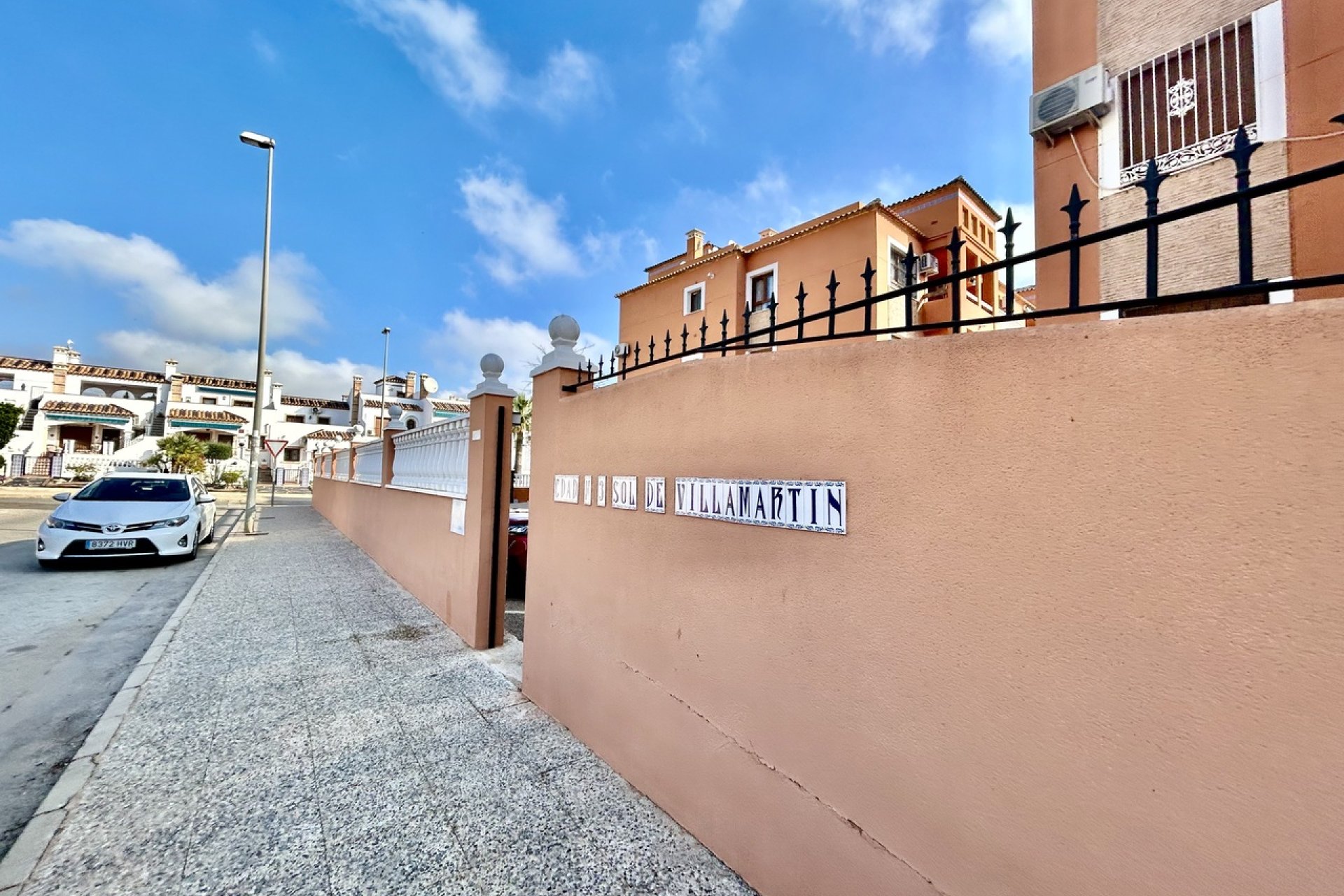 Resale - Apartment - Villamartín