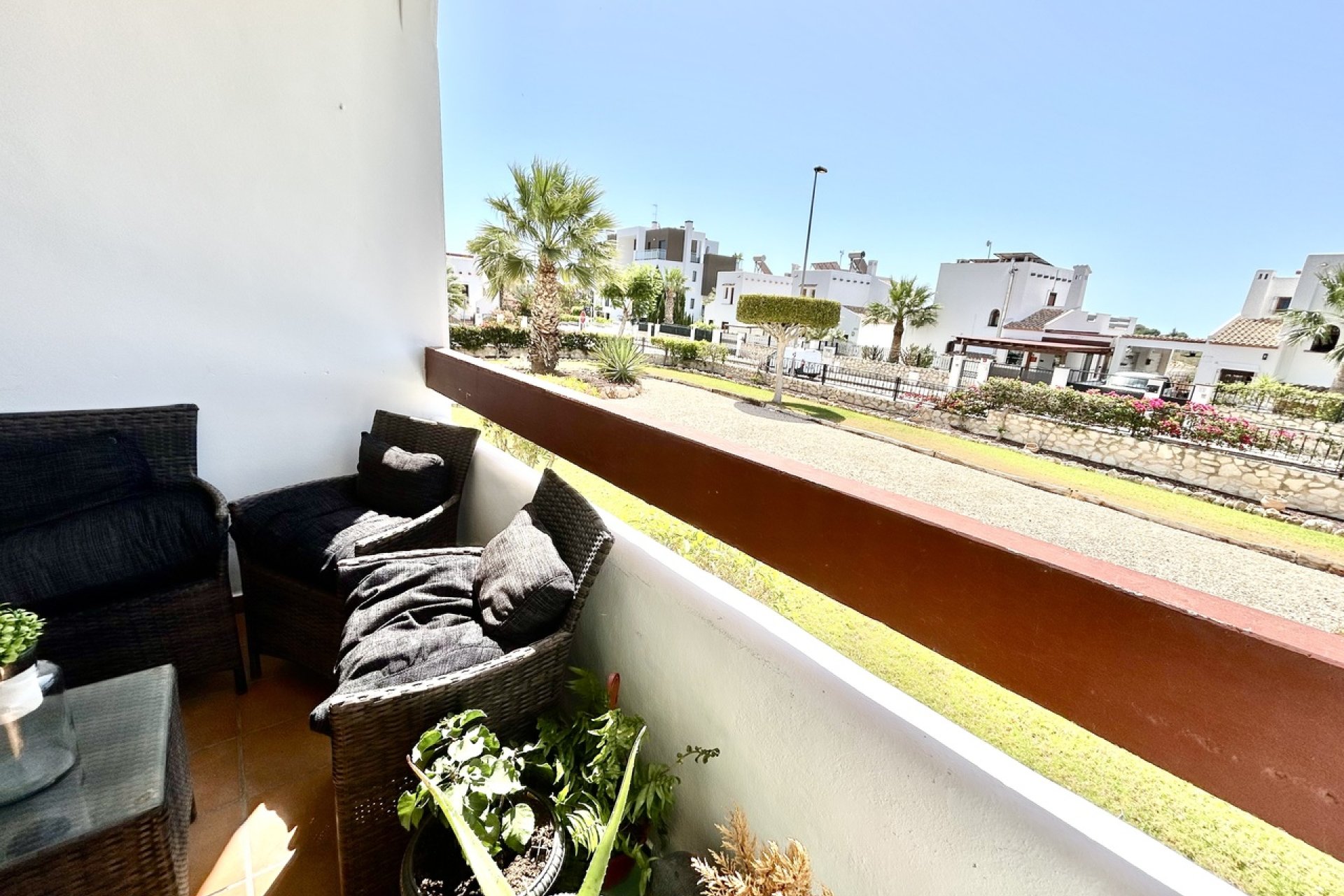 Resale - Apartment - Villamartín