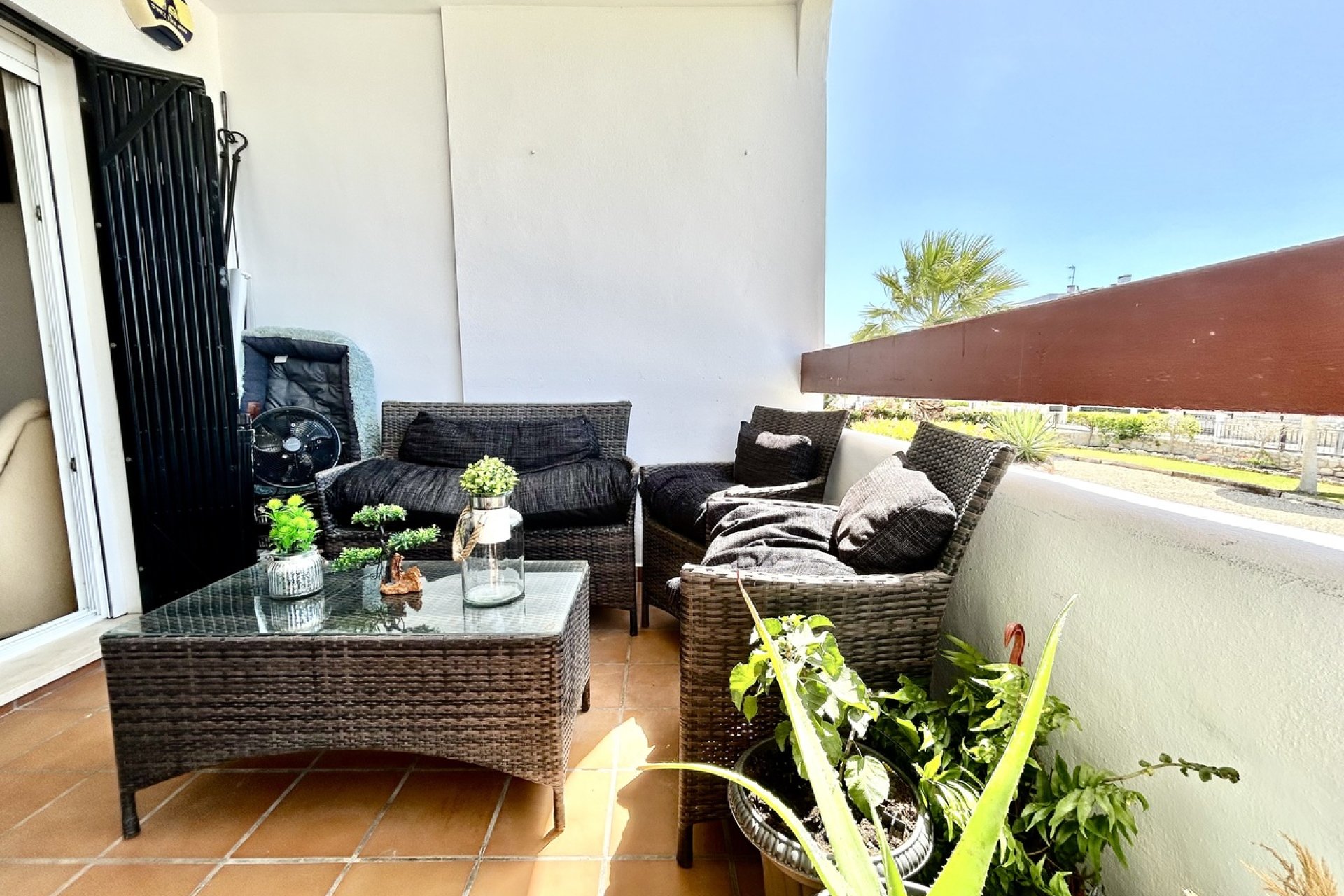 Resale - Apartment - Villamartín