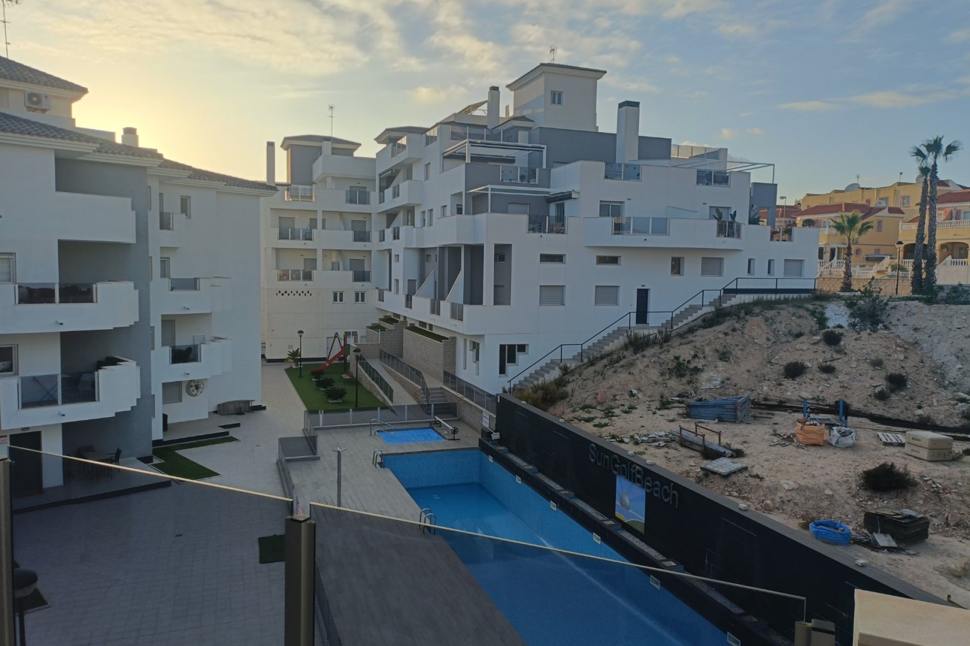 Resale - Apartment - Villamartin