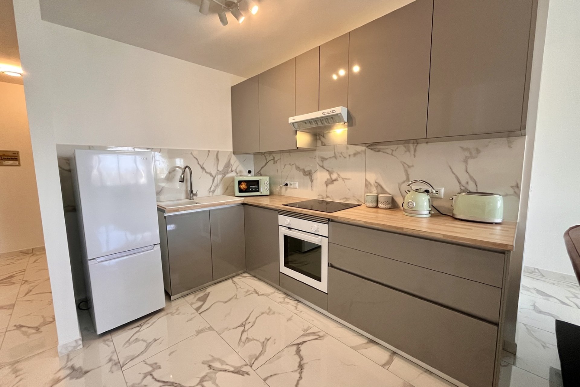 Resale - Apartment - Villamartín