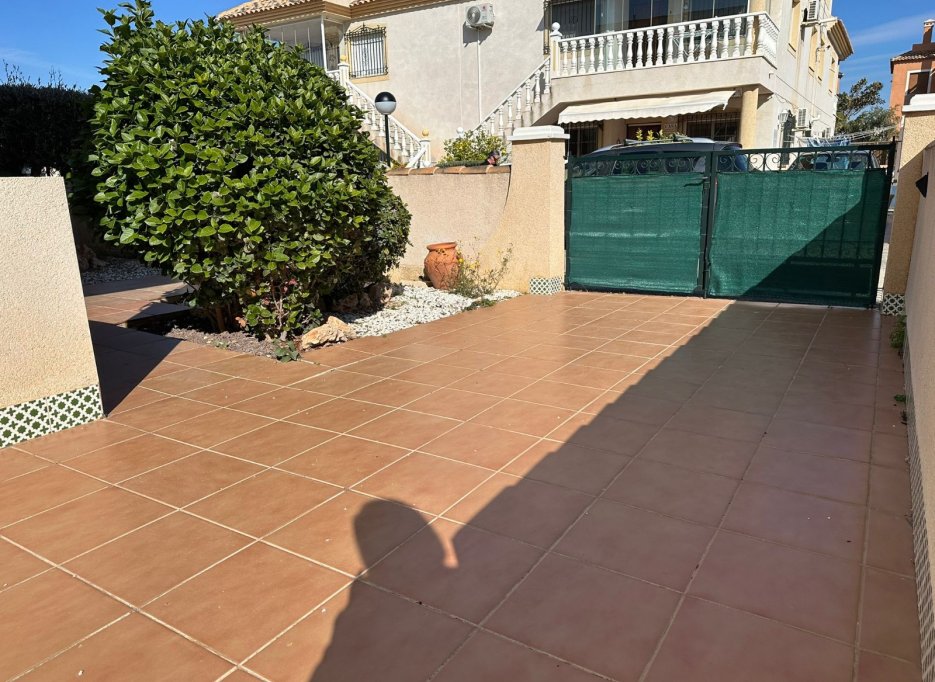 Resale - Bungalow - Groundfloor - Orihuela Costa - PAU 8