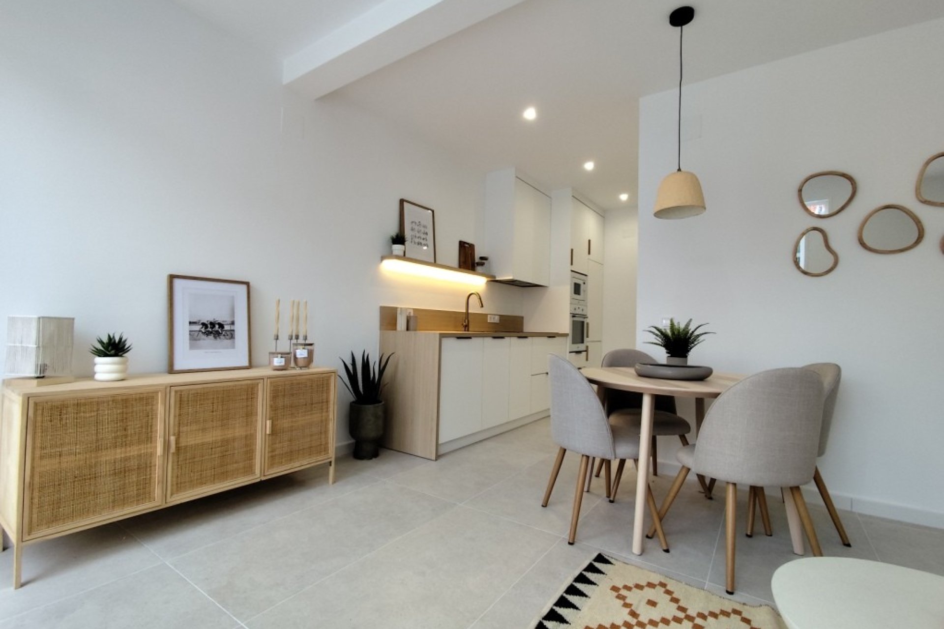 Resale - Bungalow - La Siesta